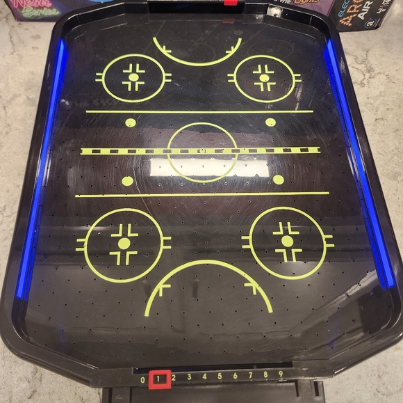 Electronic Arcade Air Hockey LED Neon Glow Light Game Ages 14+ Up - Picture 7 of 7